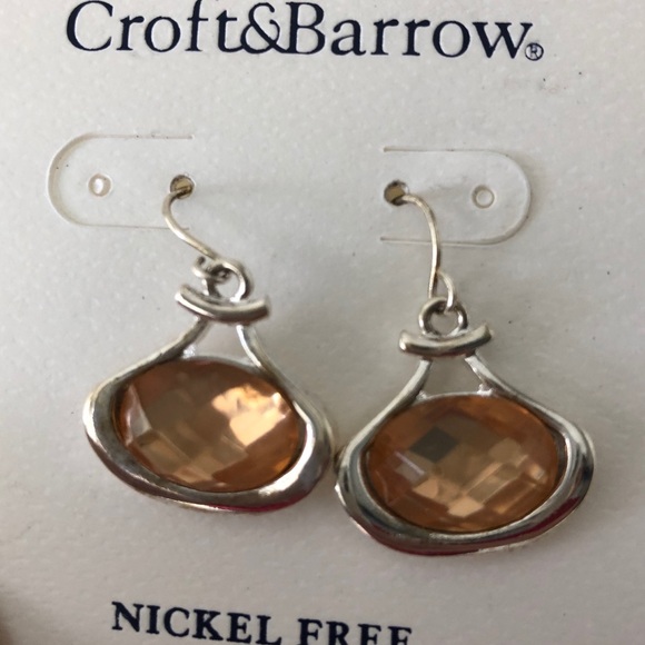 Croft & Barrow Nickel Free Necklace and Earrings. - Picture 6 of 6